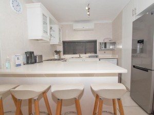  Vacation Hub International | 7 The Shades Umhlanga Rocks Room