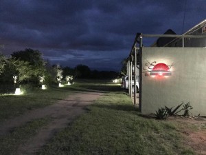  Vacation Hub International | Sunset Lodge & Safaris Room