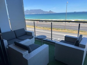  Vacation Hub International | Blouberg Luxury Beachfront Apartment Room