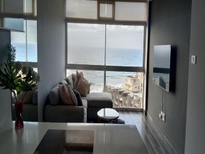  Vacation Hub International | Dolphin Coast Getaway Room