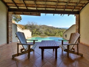  Vacation Hub International | Lions Rock Rapids - Lodge Room