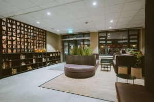  Vacation Hub International | Scandic Grand Tromsø Room