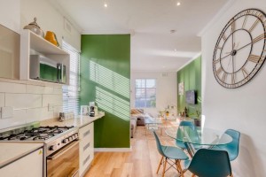  Vacation Hub International | Hampton Collection Room