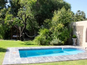  Vacation Hub International | Aa'Qtansisi Guest House Room