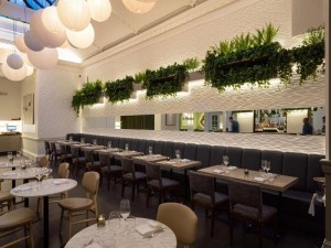  Vacation Hub International | Radisson Blu Grafton Hotel, London Room