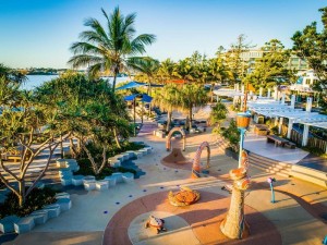  Vacation Hub International | Echelon Apartments Yeppoon Room
