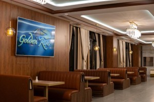  Vacation Hub International | Golden River Hotel By Continent Room