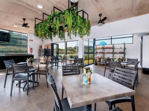  Vacation Hub International | Modern Ballito Apartment with Backup Power & a Gas Stove Room