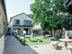  Vacation Hub International | The Perfect Corner Guesthouse Room