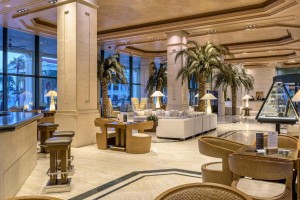  Vacation Hub International | Las Arenas Balneario Resort Room