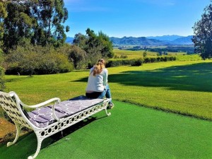  Vacation Hub International | Pear Tree Cottage-Underberg Room