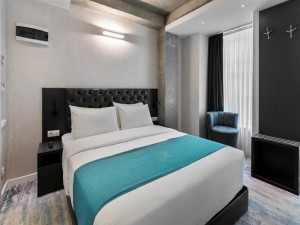  Vacation Hub International | Hotel Old City Room