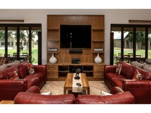  Vacation Hub International | Sandune Game Lodge Room