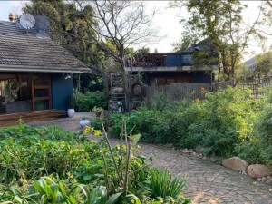  Vacation Hub International | Kriluki Accommodation Room