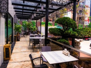  Vacation Hub International | Capital Garden Hotel - Vietnam Room