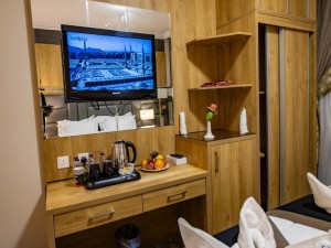  Vacation Hub International | Zowar International Hotel Room