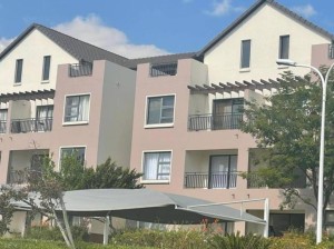  Vacation Hub International | Executive Modern Apartment Room
