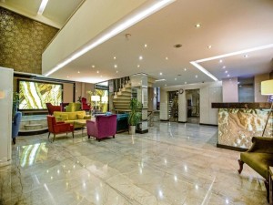  Vacation Hub International | Laodikya Hotel Room