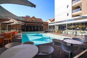  Vacation Hub International | Sandton Smart Apartment Fifteen Room