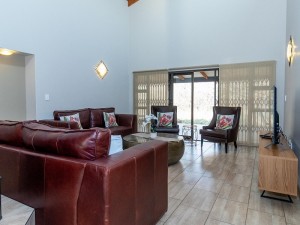  Vacation Hub International | Euphoria Golfers Letting Room