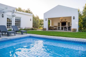  Vacation Hub International | Sunset Farm Stellenbosch Room