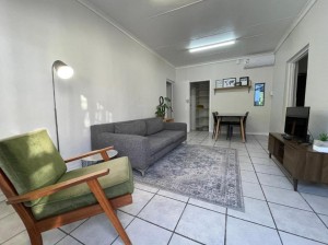  Vacation Hub International | U.R.B.A.N on St. John Room