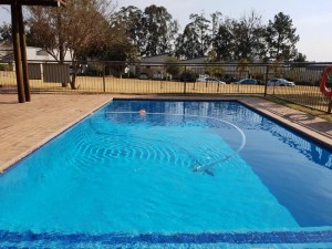  Vacation Hub International | Luxury 2 Bedroom Lifestyle Apartment in Golf Estate Room