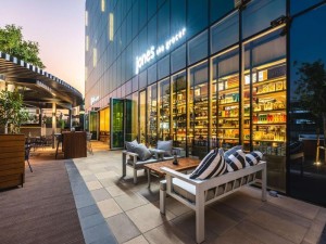  Vacation Hub International | Radisson RED Dubai Silicon Oasis Room