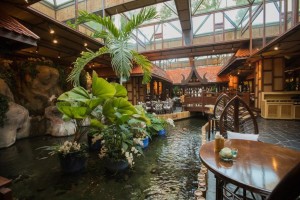  Vacation Hub International | Mövenpick Grand Al Bustan Room