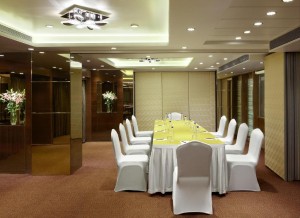  Vacation Hub International | Hotel Suba Galaxy Mumbai Room