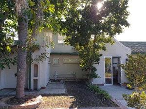  Vacation Hub International | Elephant Country Guest House Room