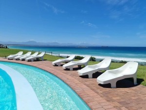 Vacation Hub International | Diaz Vacation Rentals Room