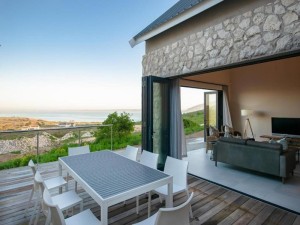  Vacation Hub International | The Shark Bay Villas Room