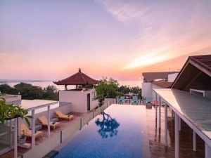  Vacation Hub International | Kuta Beach Hotel Room