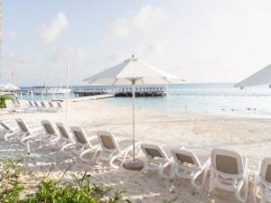  Vacation Hub International | Cancun Bay All Inclusive Hotel Room
