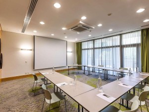  Vacation Hub International | Hotel Mercure Porto Gaia Room