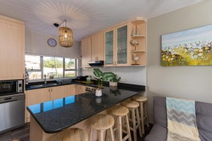  Vacation Hub International | Casablanca 6 Room