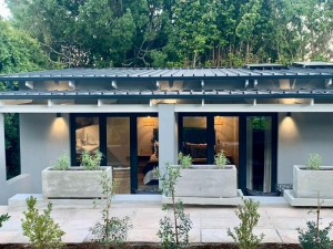  Vacation Hub International | Constantia Winelands Lodge Room