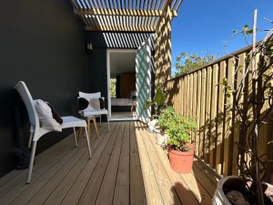  Vacation Hub International | Sunset Studios Room