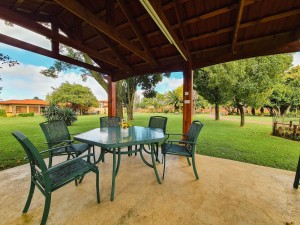  Vacation Hub International | Raintree Guest House Room